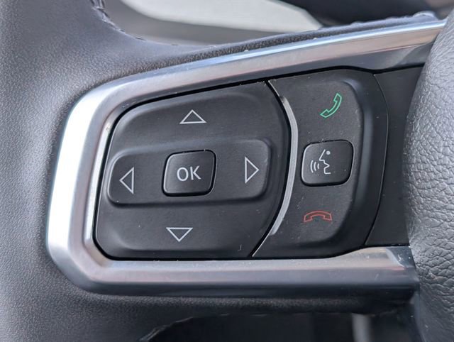 Used 2025 Jeep Wrangler Unlimited Sahara AWD/4WD image 22