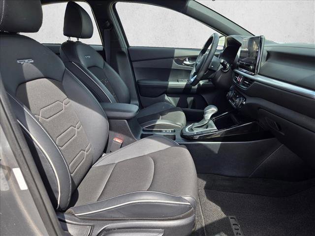 Used 2024 Kia Forte GT-Line w/ GT-Line Premium Package image 21