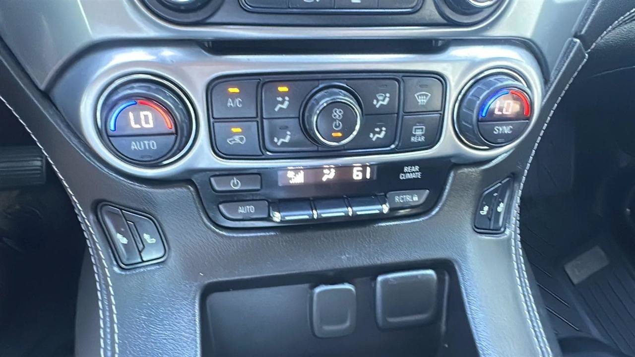 Used 2020 Chevrolet Suburban LT AWD/4WD image 46