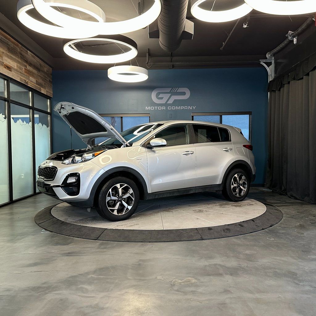 Used 2020 Kia Sportage LX AWD/4WD image 24