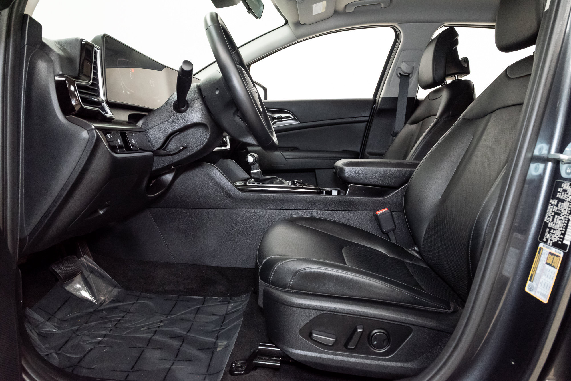 Certified 2024 Kia Sportage EX AWD/4WD image 11