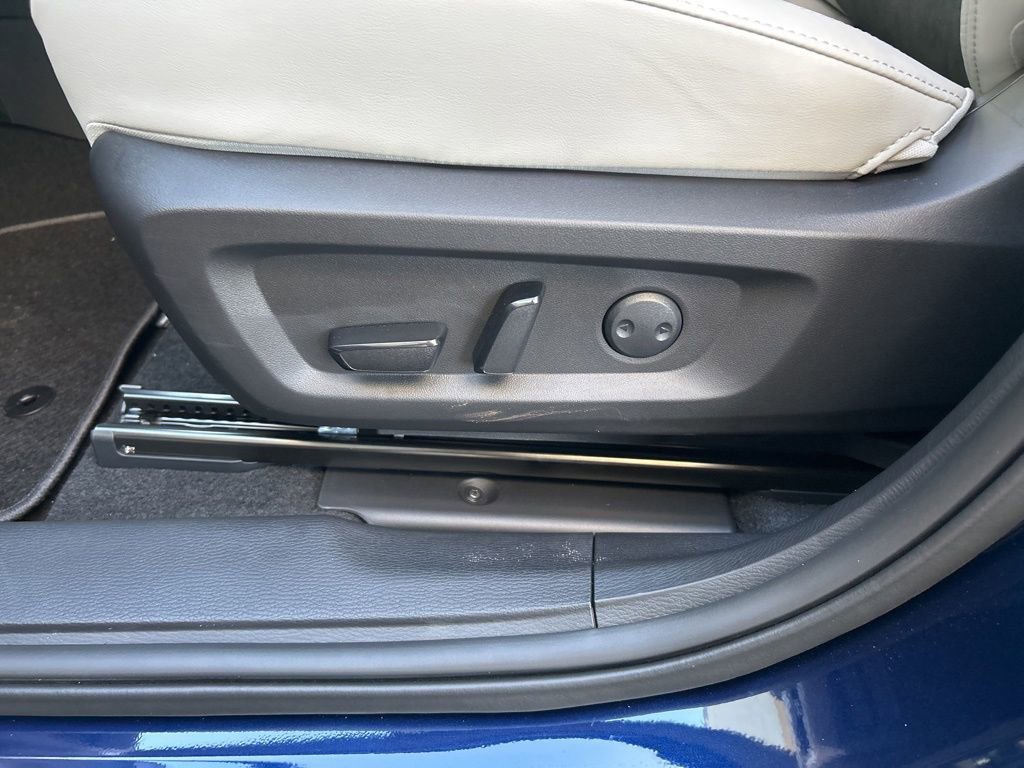 New 2025 Mitsubishi Outlander SE image 39