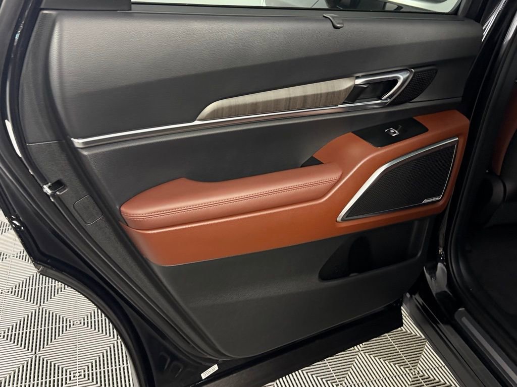Used 2024 Kia Telluride SX image 31