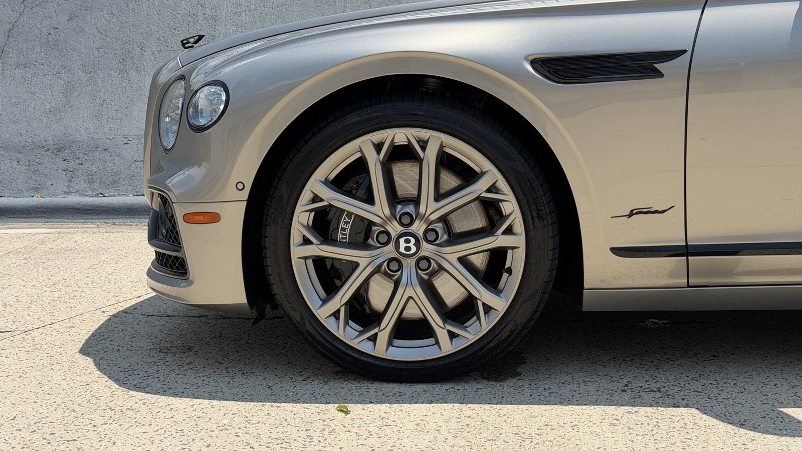 Certified 2024 Bentley Flying Spur W12 AWD/4WD image 6