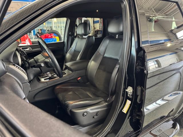 Used 2021 Jeep Grand Cherokee Laredo X image 25