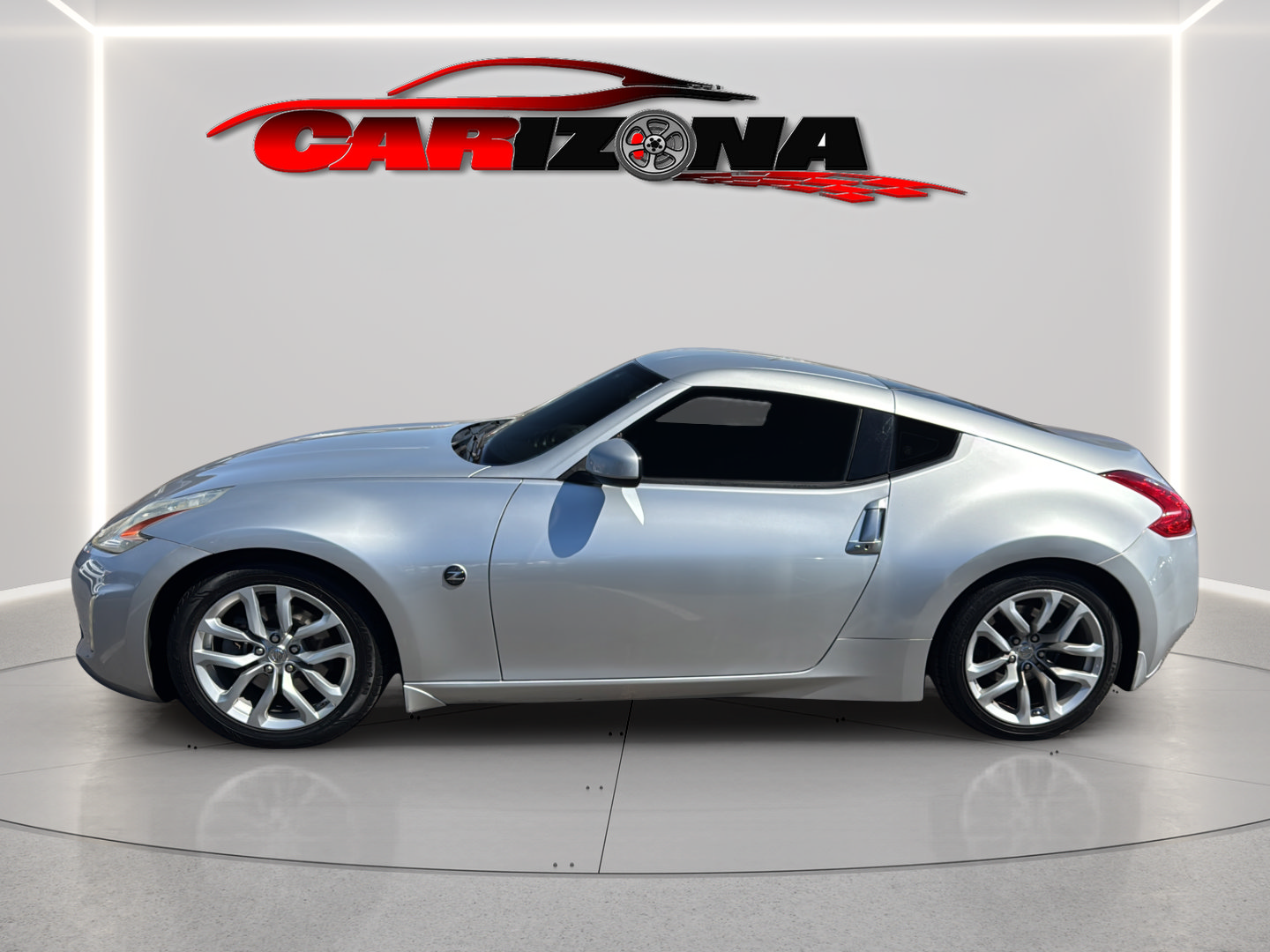 Used 2013 Nissan 370Z Coupe RWD image 10