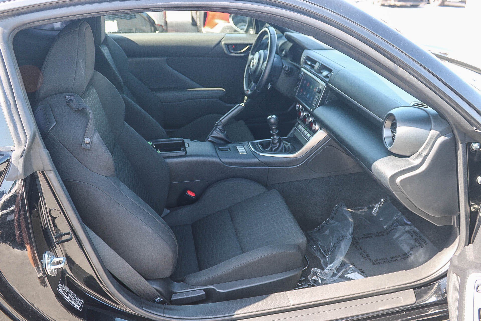 Used 2023 Toyota GR86 w/ ALL Weather Mat Package (TMS) RWD image 17