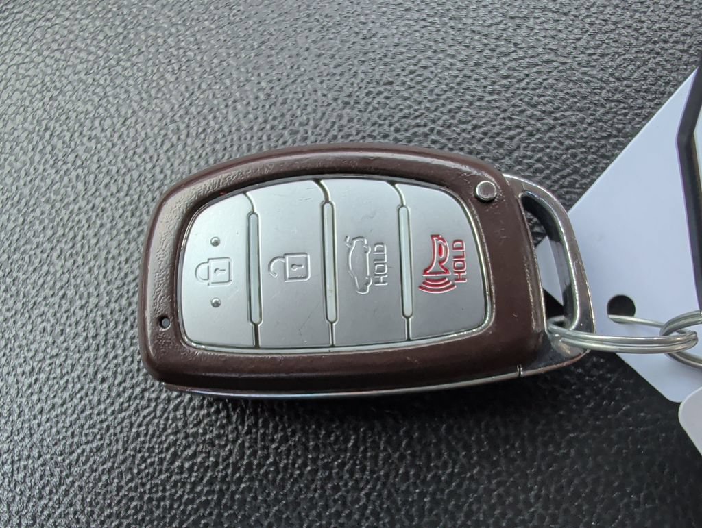 Used 2015 Hyundai Sonata Limited FWD image 18