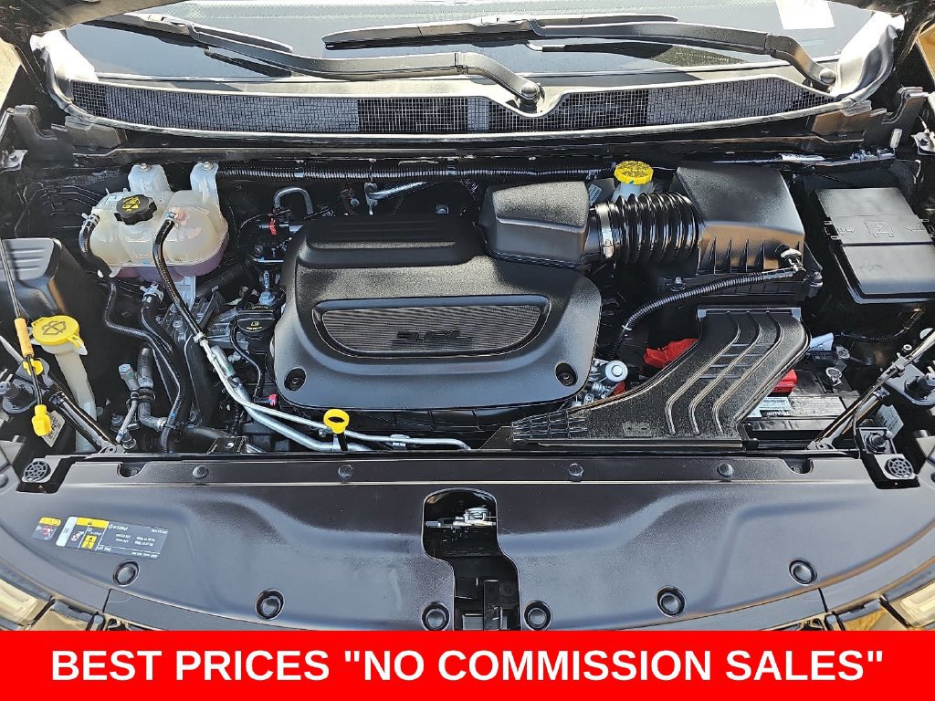 Used 2026 Chrysler Pacifica Limited w/ S Appearance Package FWD image 34