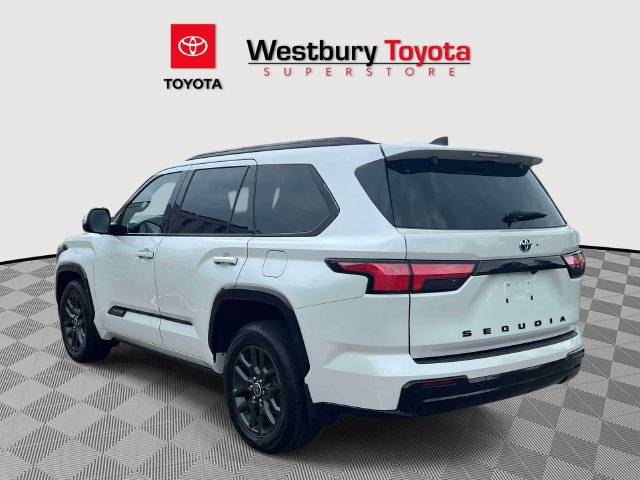 Certified 2023 Toyota Sequoia Platinum AWD/4WD image 12