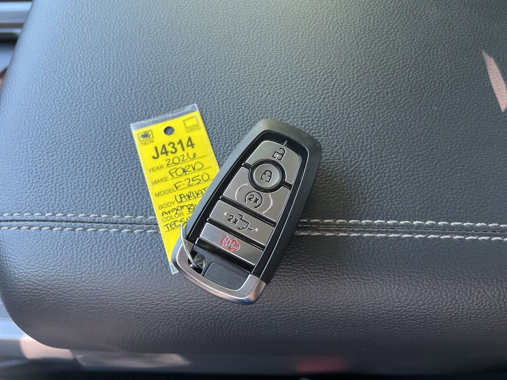 New 2026 Ford F250 Lariat w/ FX4 Off-Road Package image 48