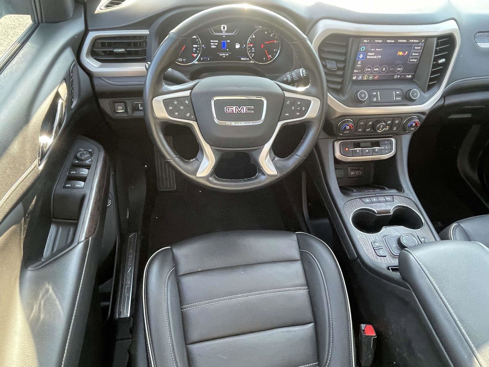 Used 2023 GMC Acadia Denali w/ Denali Technology Package image 6