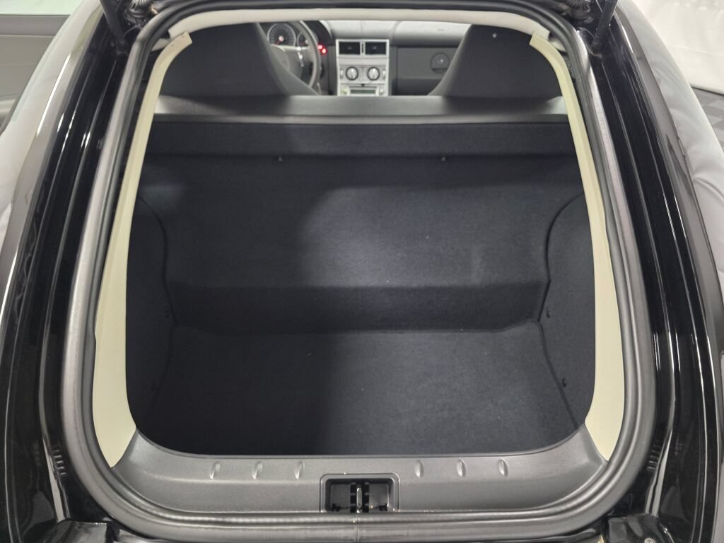 Used 2006 Chrysler Crossfire Limited RWD image 45