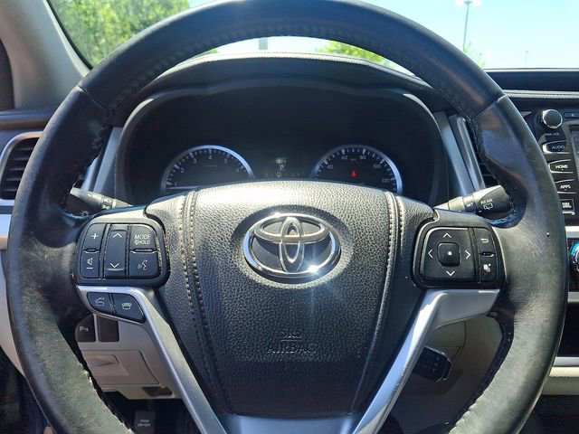 Used 2014 Toyota Highlander Limited AWD/4WD image 21