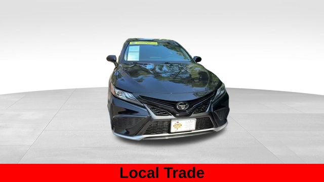 Used 2022 Toyota Camry XSE FWD image 12