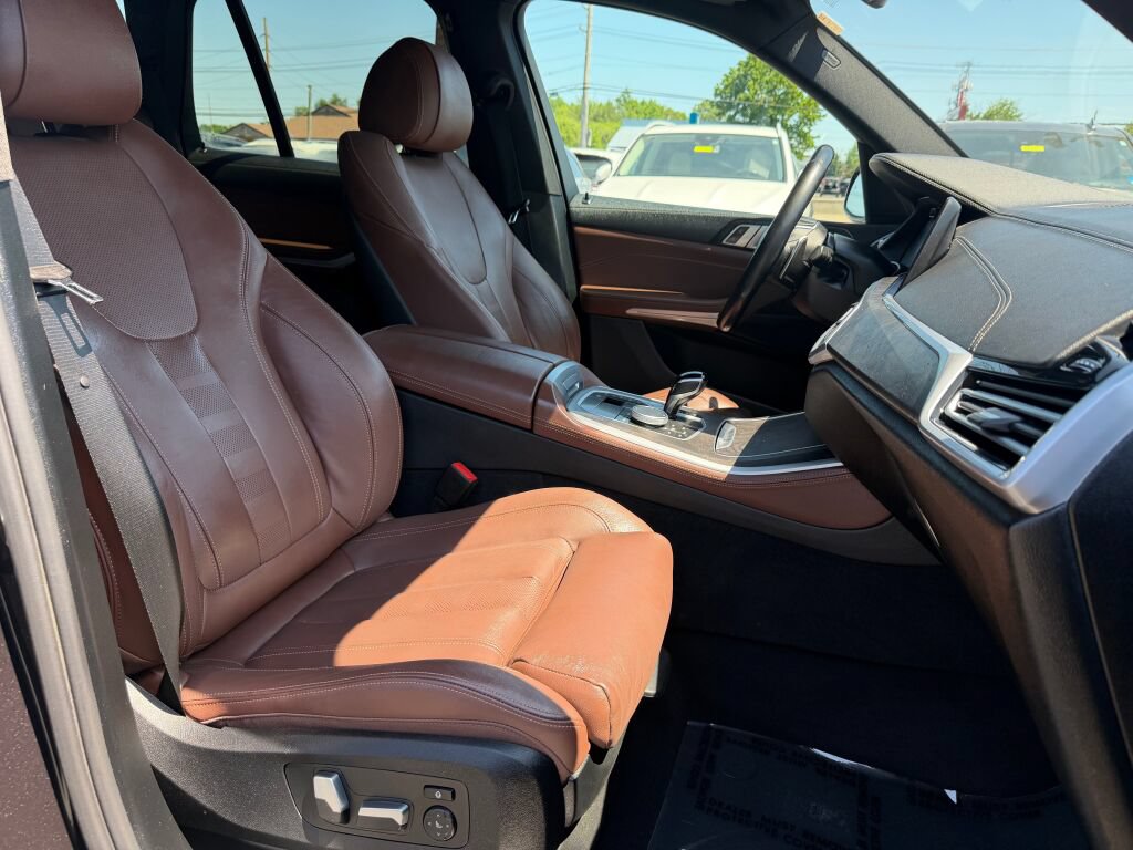 Used 2022 BMW X5 xDrive40i AWD/4WD image 29