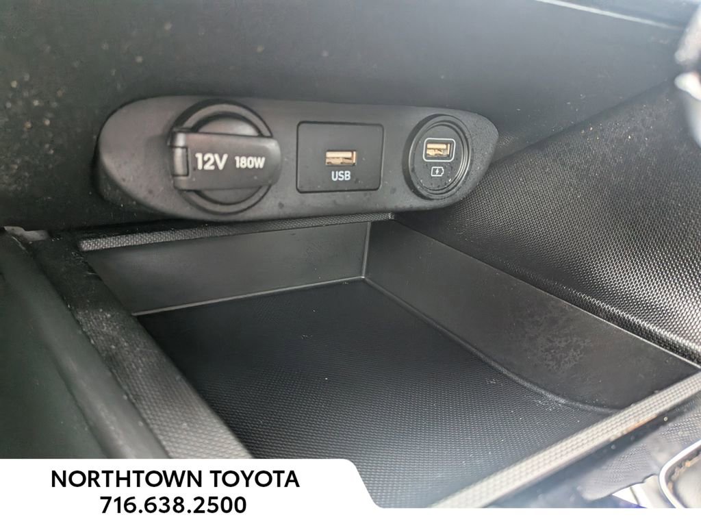 Used 2023 Hyundai Elantra SEL image 16