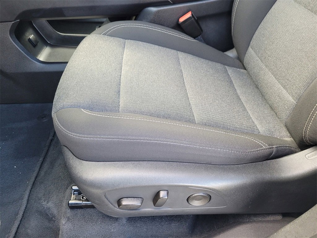 Used 2025 GMC Acadia Elevation image 18