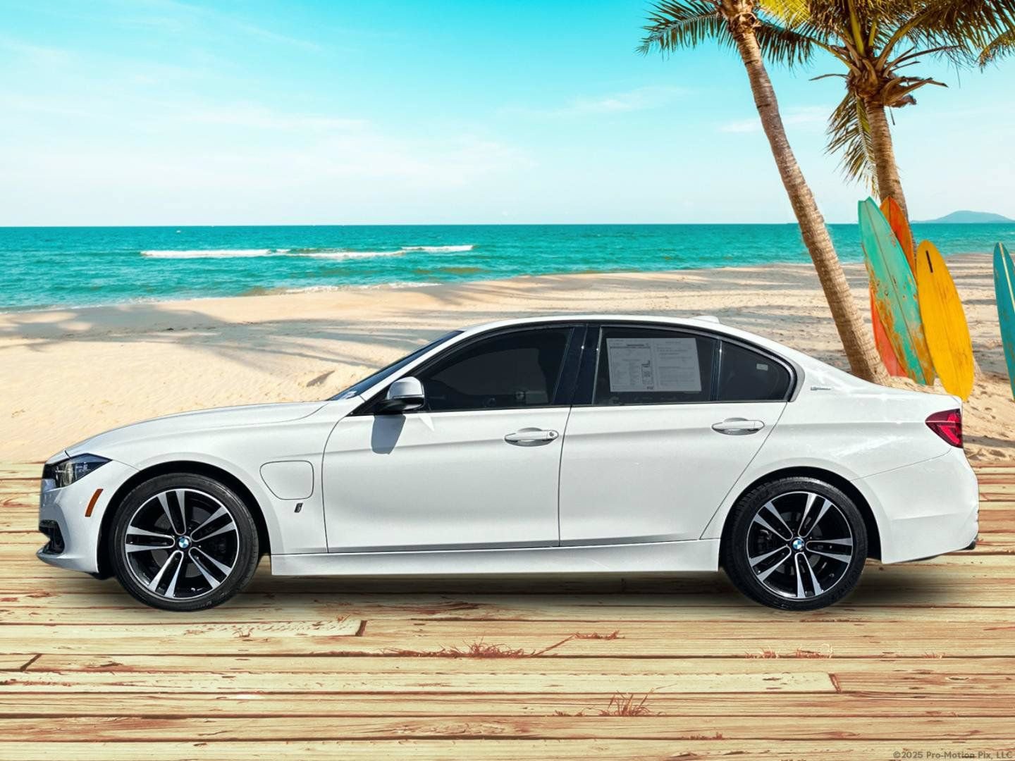 Used 2018 BMW 330e w/ Convenience Package RWD image 3
