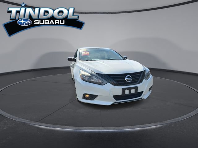 Used 2018 Nissan Altima 2.5 SR w/ SR Midnight Edition FWD image 2