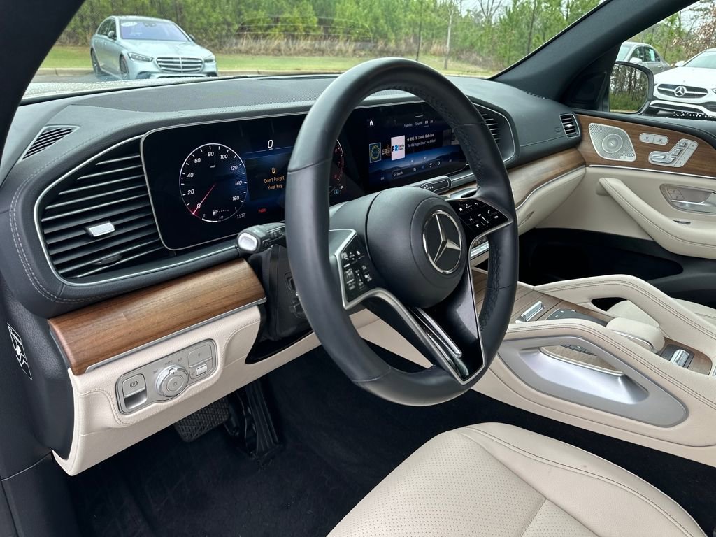 Certified 2024 Mercedes-Benz GLS 450 4MATIC image 18