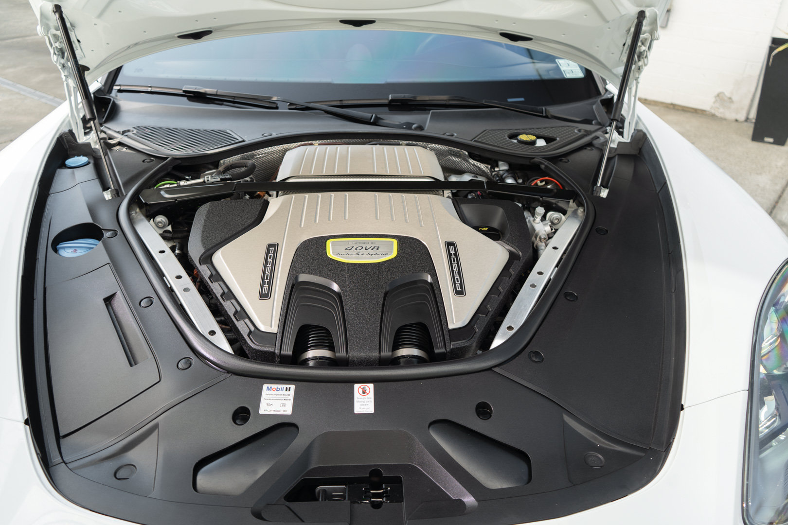 Used 2018 Porsche Panamera Turbo S AWD/4WD image 38