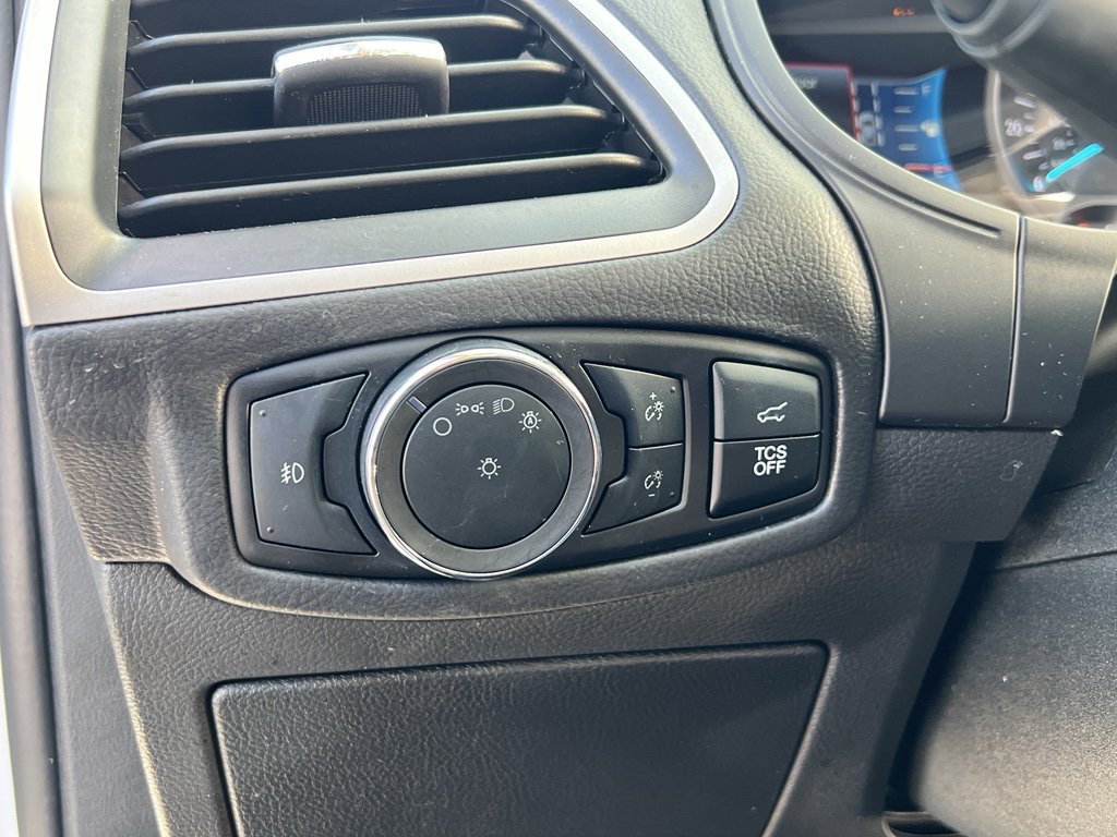 Used 2024 Ford Edge SEL w/ Convenience Package image 14