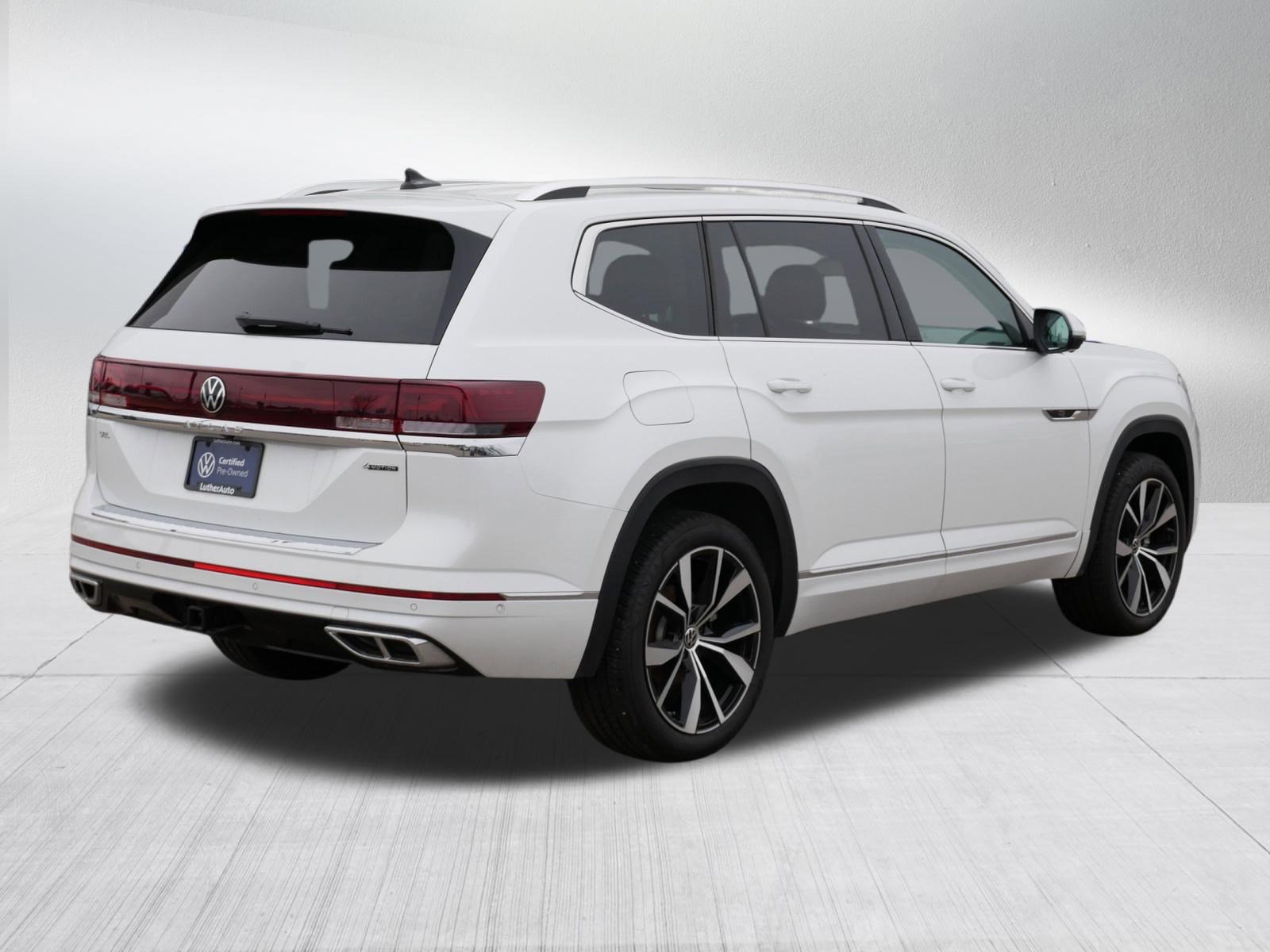 Certified 2025 Volkswagen Atlas SEL Premium R-Line AWD/4WD image 7