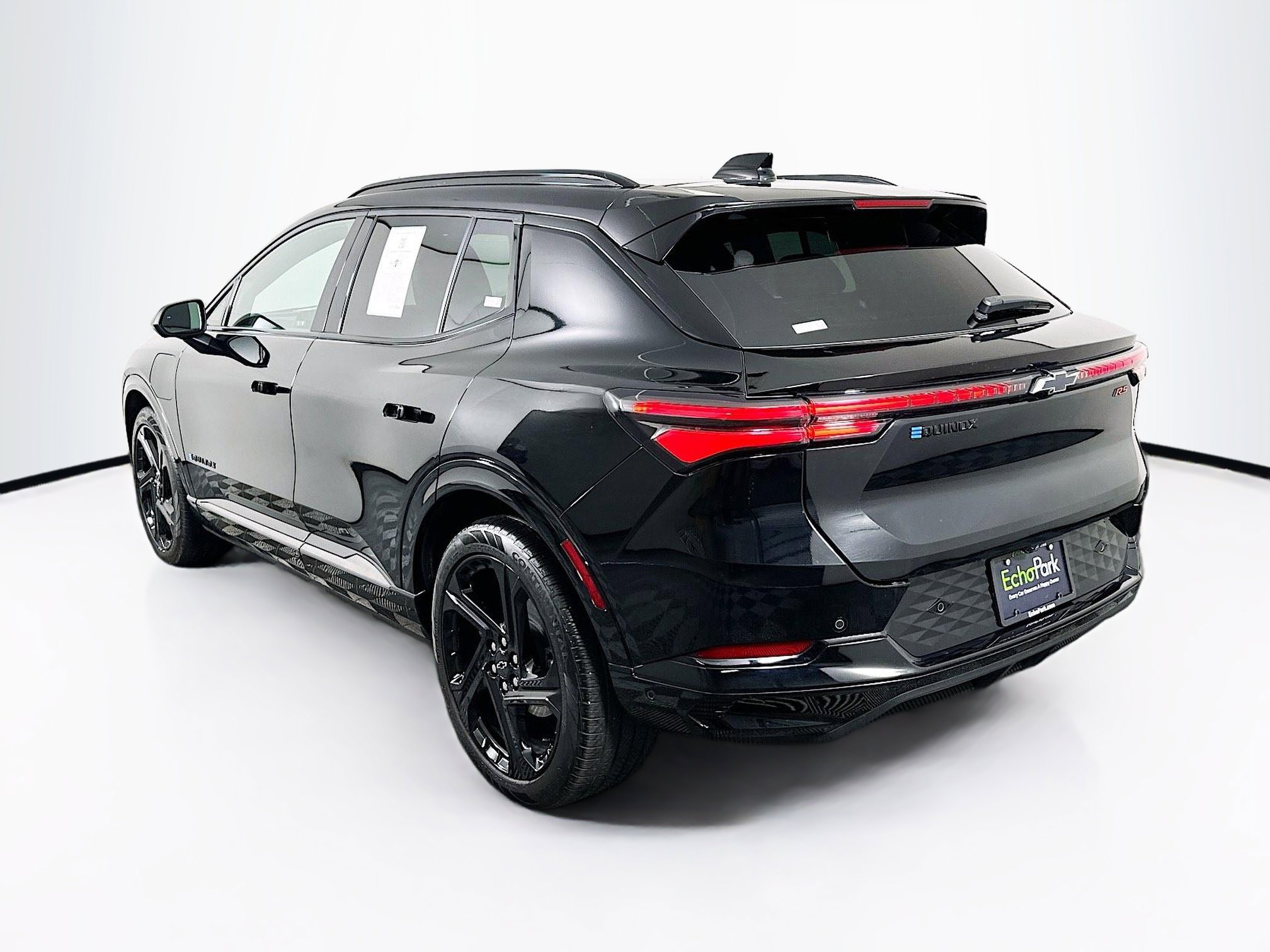 Used 2024 Chevrolet Equinox EV RS FWD image 5