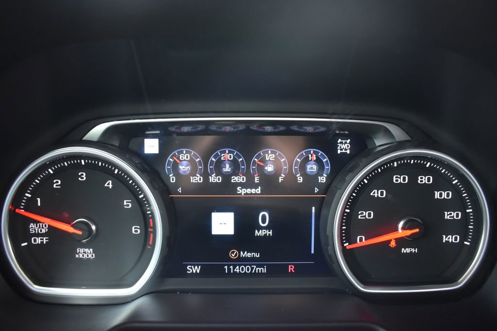 Used 2021 Chevrolet Suburban High Country w/ Premium Package AWD/4WD image 16