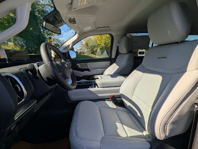 New 2027 Ford Expedition Max Platinum AWD/4WD image 32