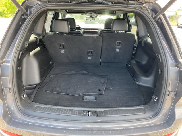 Used 2024 Jeep Grand Cherokee Limited AWD/4WD image 21