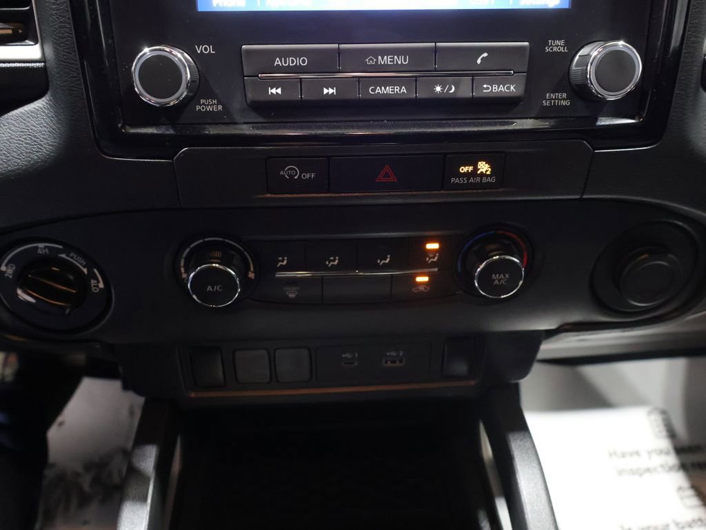 Used 2024 Nissan Frontier SV image 28