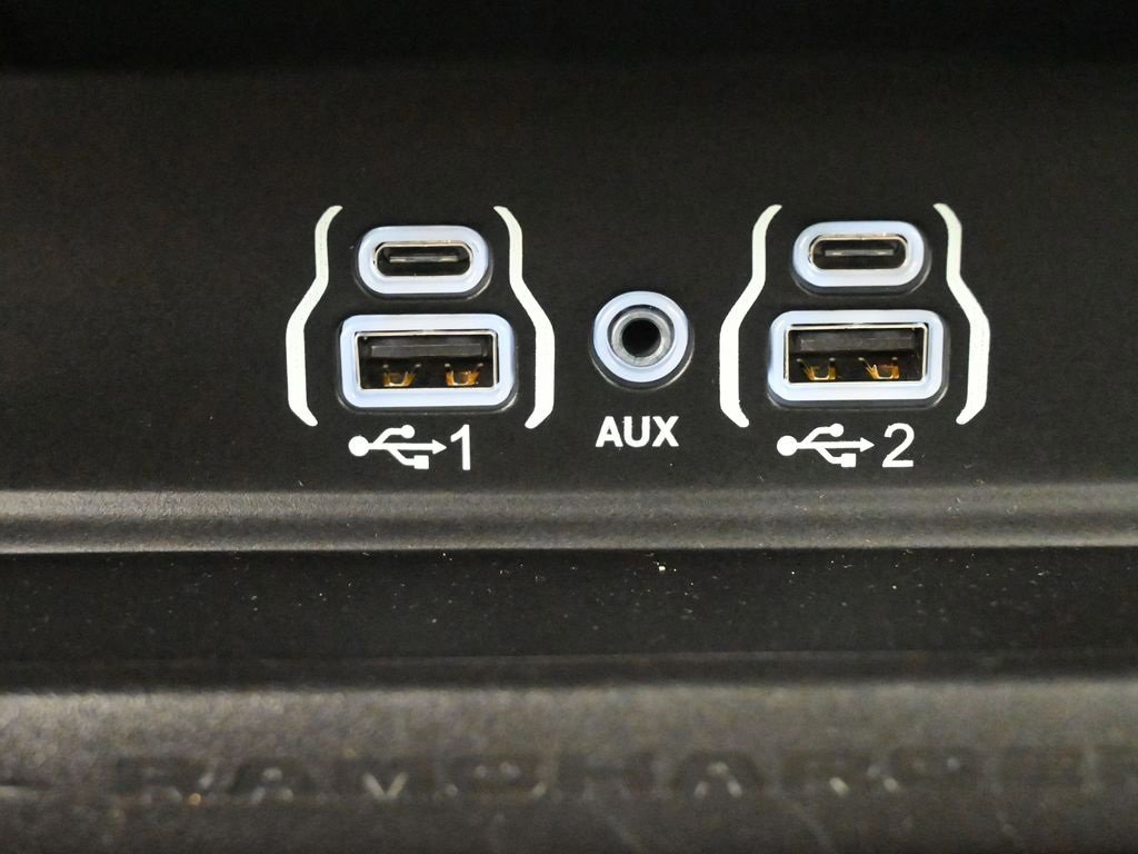 Used 2025 RAM 1500 Laramie w/ Laramie Southwest Edition image 32