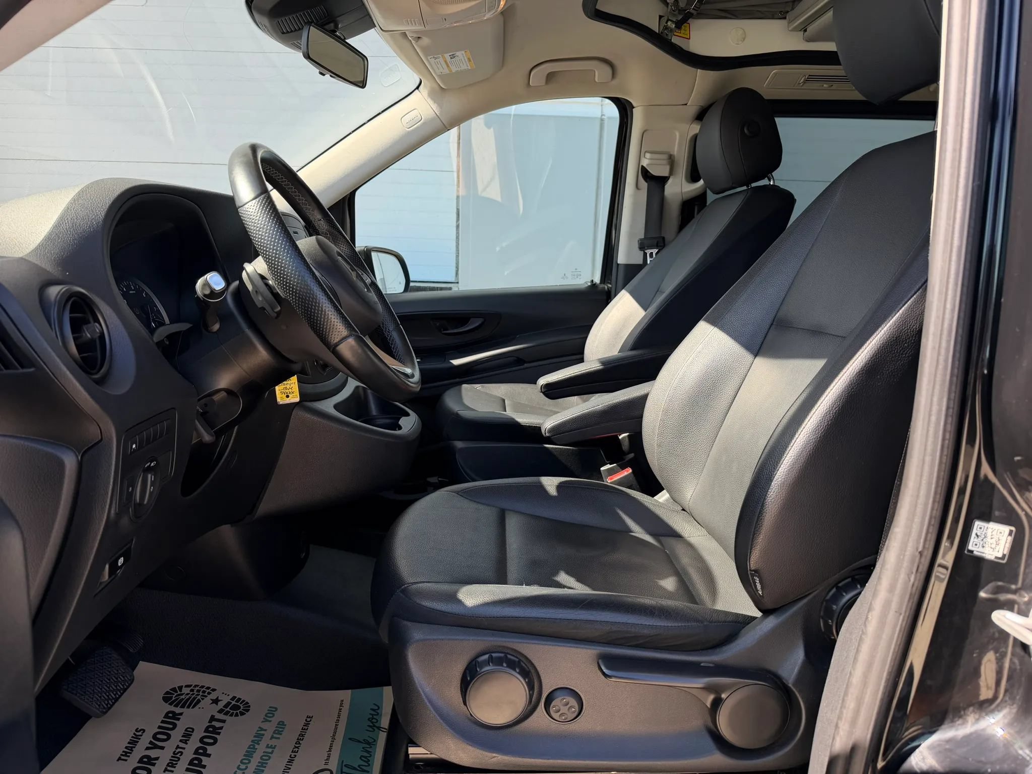Used 2020 Mercedes-Benz Metris Passenger image 10