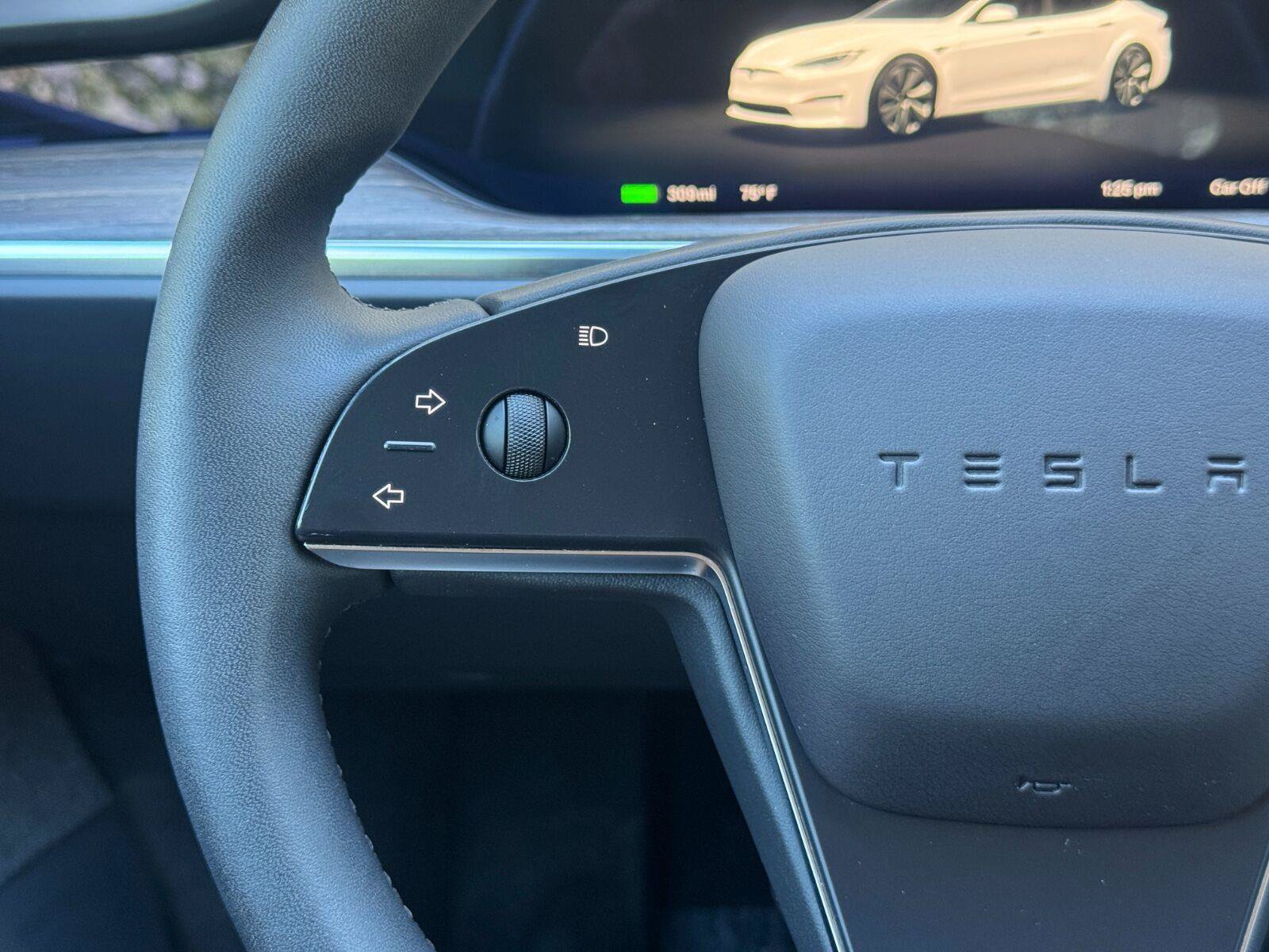 Used 2022 Tesla Model S AWD/4WD image 20