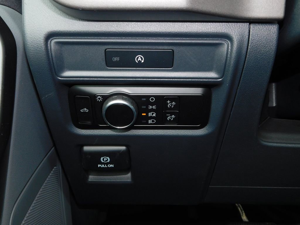 Used 2025 Ford F150 XL RWD image 24