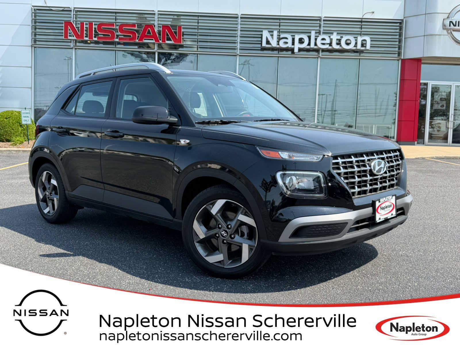 Used 2023 Hyundai Venue SEL w/ Cargo Package