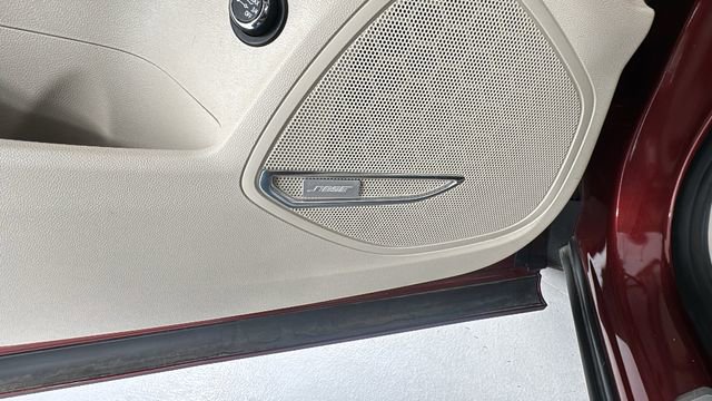 Used 2023 Buick Envision Avenir image 22