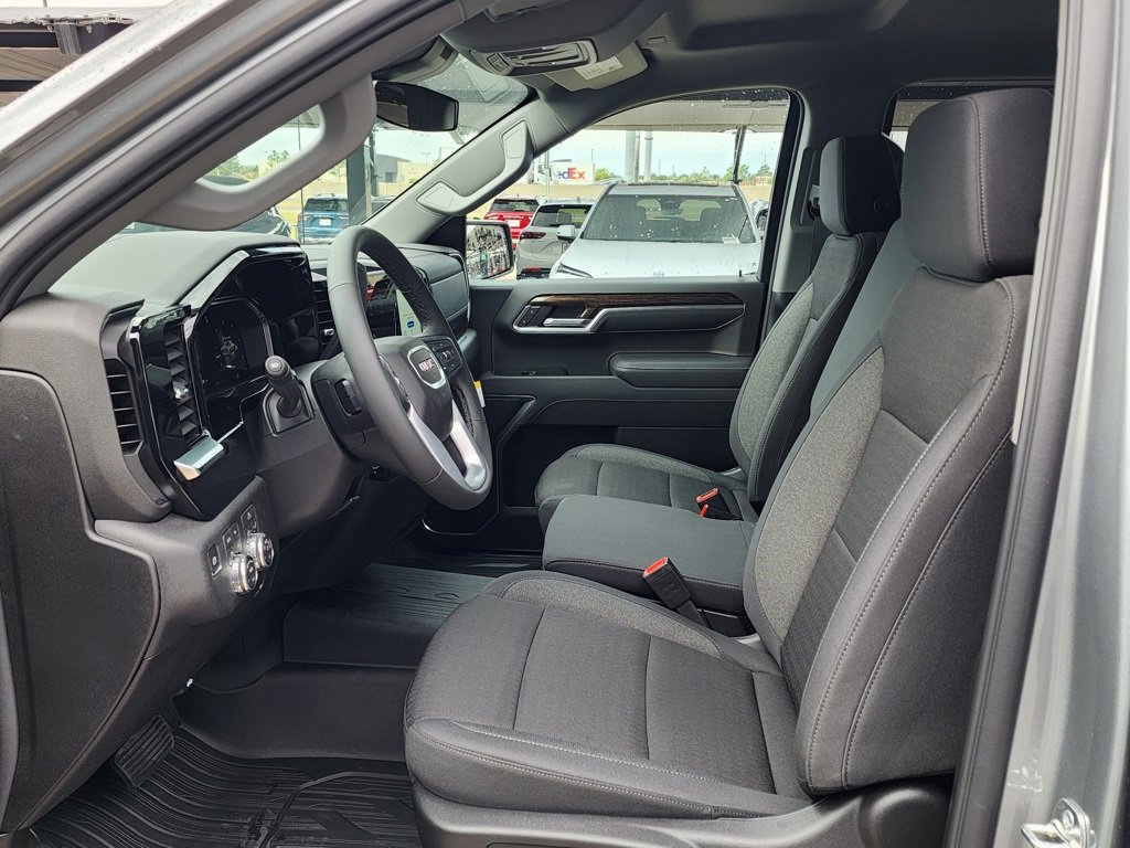 New 2026 GMC Sierra 1500 Elevation w/ LPO, Elevation Black Package image 17