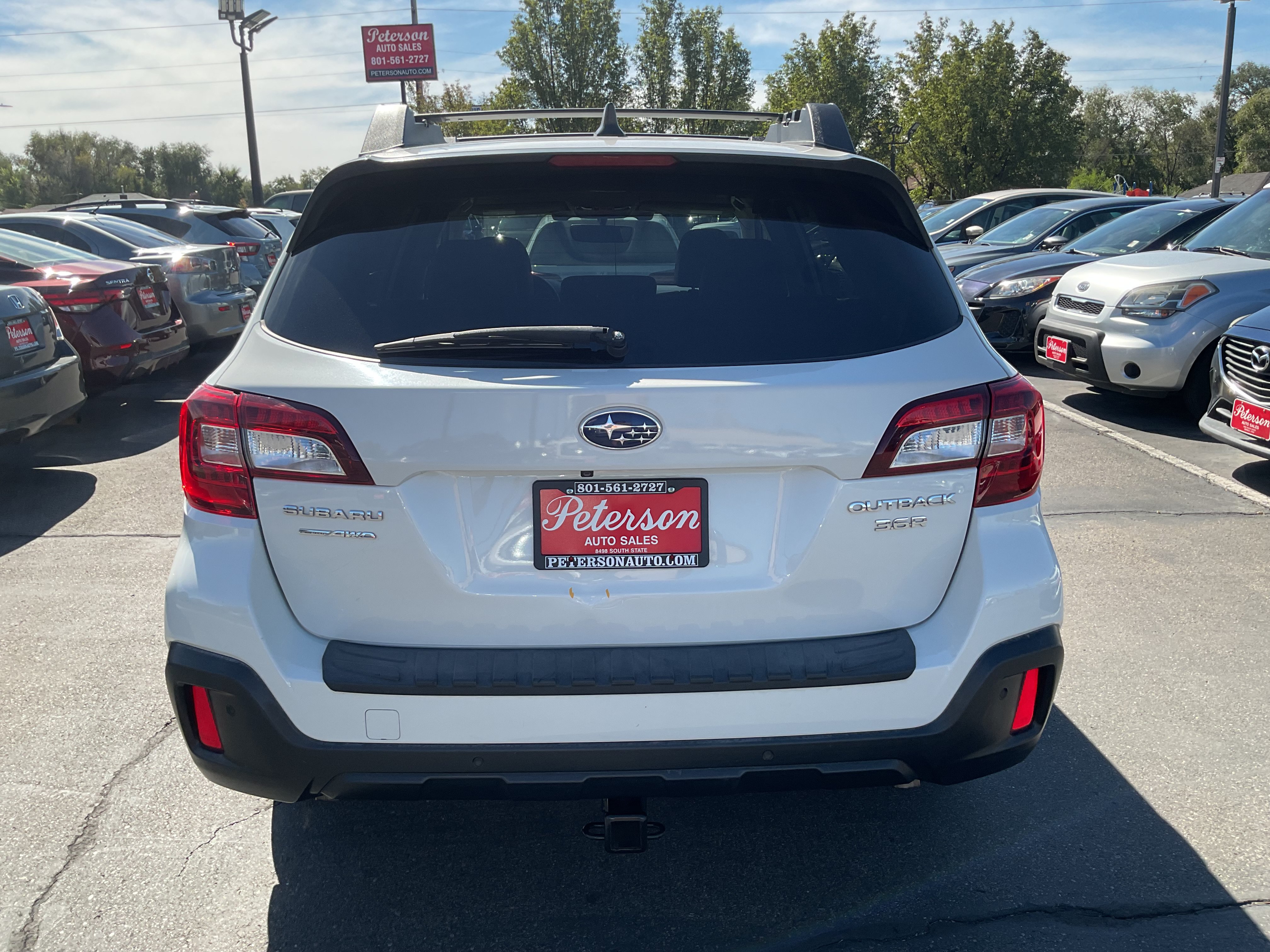Used 2018 Subaru Outback 3.6R Limited AWD/4WD image 8