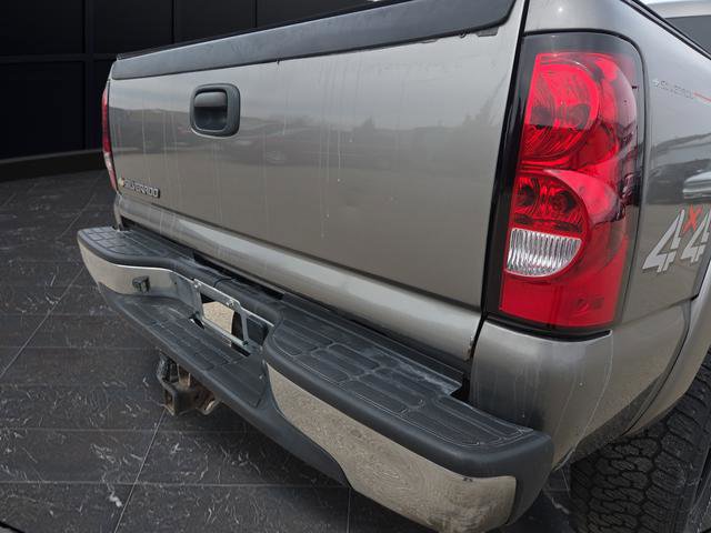 Used 2007 Chevrolet Silverado 2500 LT w/ Heavy-Duty Power Package image 32
