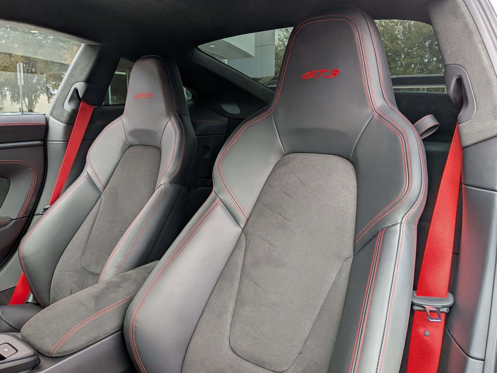 Certified 2022 Porsche 911 GT3 image 5