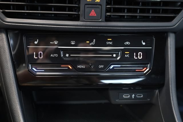 Used 2025 Volkswagen Jetta Sport FWD image 18