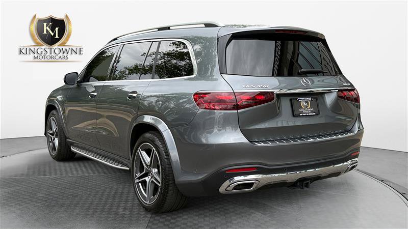 Used 2024 Mercedes-Benz GLS 450 4MATIC image 3