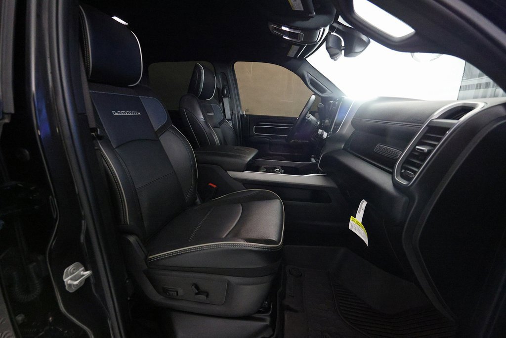 Used 2024 RAM 2500 Laramie w/ Night Edition image 12