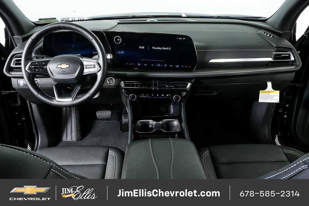 Certified 2025 Chevrolet Traverse LT FWD image 18