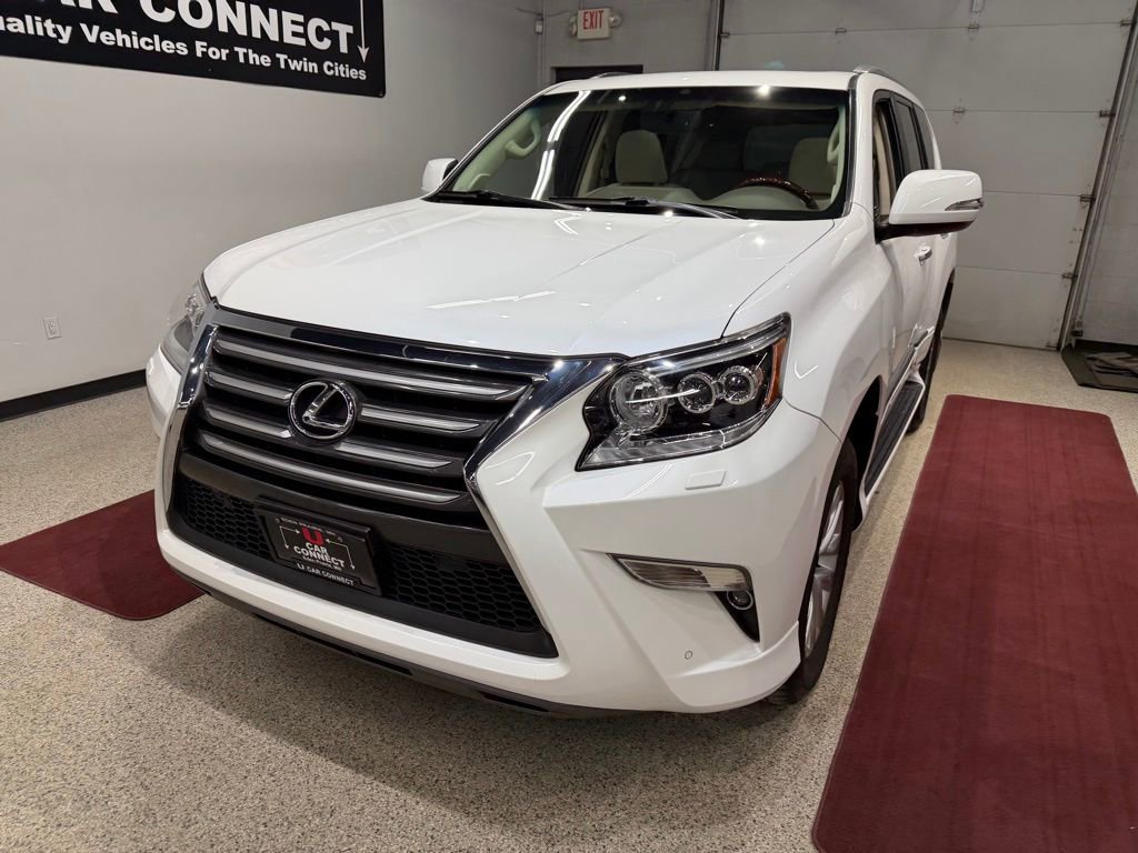 Used 2015 Lexus GX 460 w/ Premium Package image 5