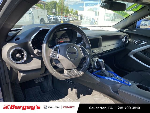 Used 2021 Chevrolet Camaro LT RWD image 11