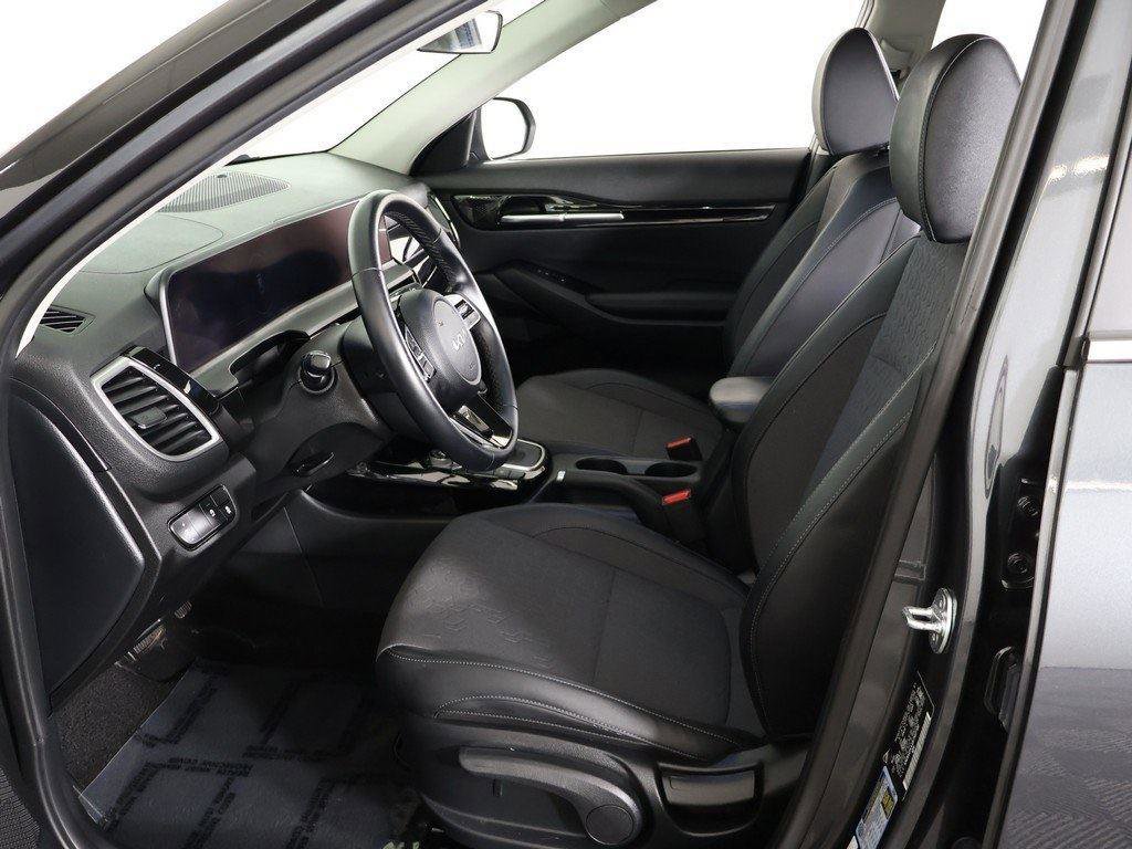 Used 2024 Kia Seltos S image 26